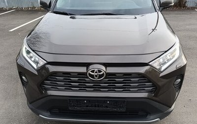Toyota RAV4, 2021 год, 2 950 000 рублей, 1 фотография