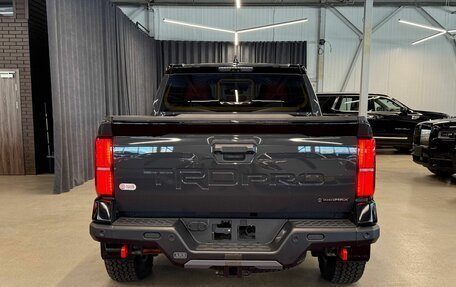 Toyota Tacoma, 2024 год, 9 490 000 рублей, 5 фотография