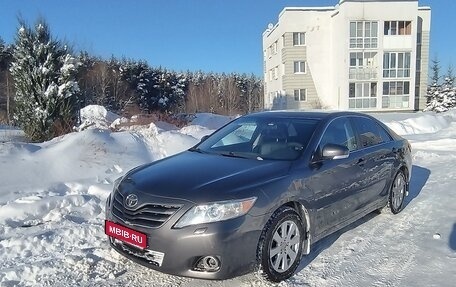 Toyota Camry, 2010 год, 1 300 000 рублей, 1 фотография