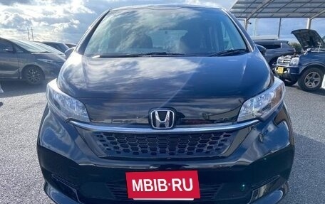 Honda Freed II, 2022 год, 1 820 000 рублей, 2 фотография
