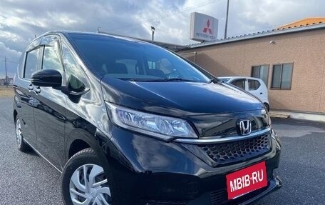 Honda Freed II, 2022 год, 1 820 000 рублей, 6 фотография