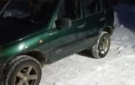 Chevrolet Niva I рестайлинг, 2004 год, 150 000 рублей, 1 фотография