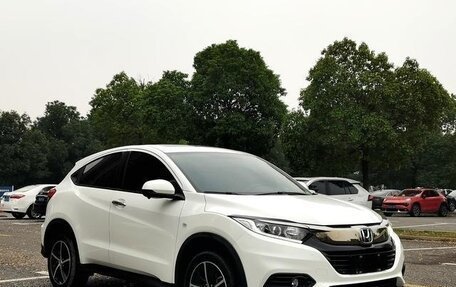 Honda Vezel, 2022 год, 1 450 000 рублей, 3 фотография