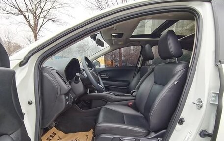 Honda Vezel, 2022 год, 1 450 000 рублей, 10 фотография