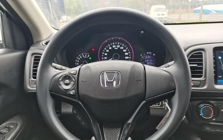 Honda Vezel, 2022 год, 1 450 000 рублей, 12 фотография