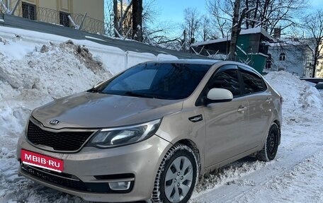 KIA Rio III рестайлинг, 2015 год, 550 000 рублей, 1 фотография