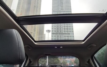 Honda Vezel, 2022 год, 1 450 000 рублей, 18 фотография