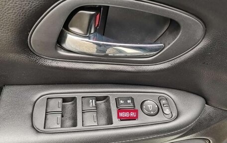 Honda Vezel, 2022 год, 1 450 000 рублей, 17 фотография