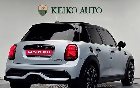 MINI Hatch, 2022 год, 4 045 000 рублей, 4 фотография