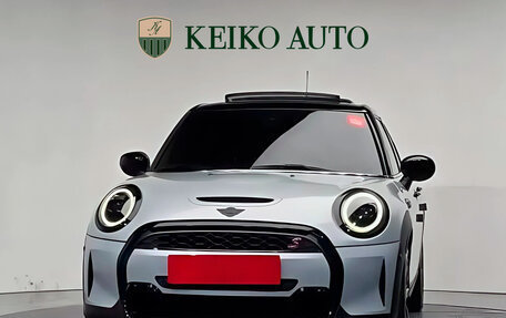 MINI Hatch, 2022 год, 4 045 000 рублей, 20 фотография