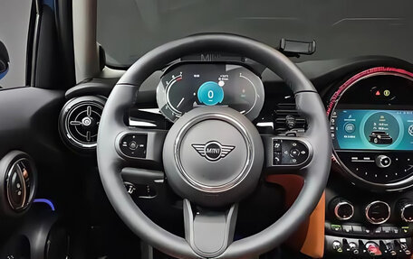 MINI Hatch, 2023 год, 4 085 000 рублей, 5 фотография