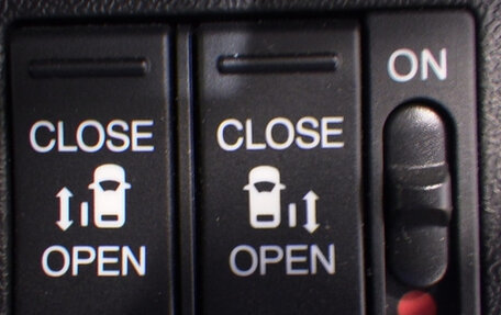 Honda Stepwgn IV, 2021 год, 1 990 000 рублей, 9 фотография