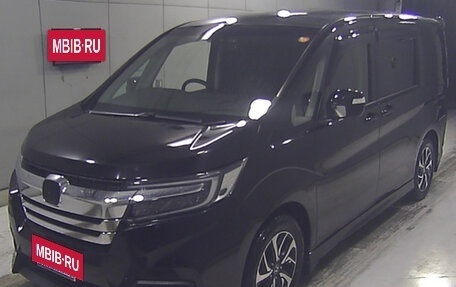 Honda Stepwgn IV, 2021 год, 1 990 000 рублей, 4 фотография