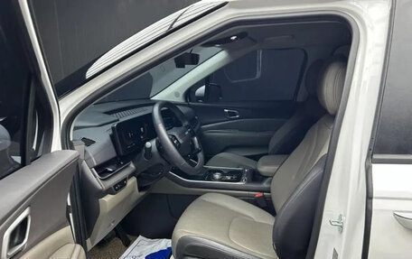 KIA Carnival, 2025 год, 5 750 013 рублей, 7 фотография