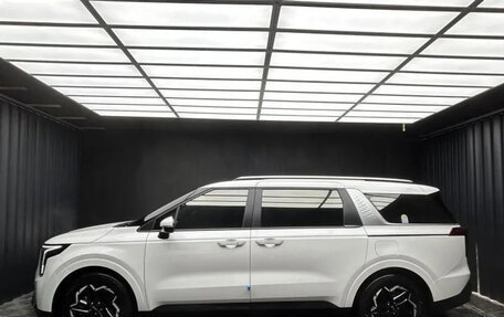 KIA Carnival, 2025 год, 5 750 013 рублей, 3 фотография