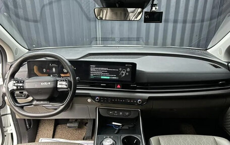 KIA Carnival, 2025 год, 5 750 013 рублей, 15 фотография