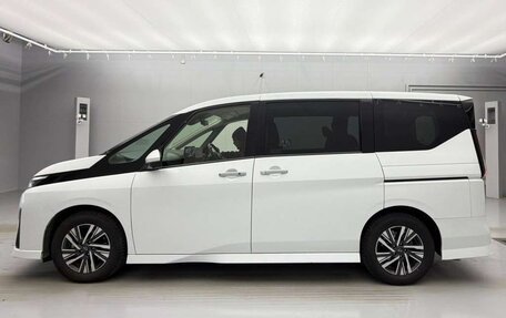 Nissan Serena, 2023 год, 2 200 500 рублей, 5 фотография