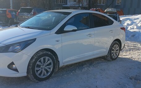 Hyundai Solaris II рестайлинг, 2021 год, 1 795 000 рублей, 1 фотография