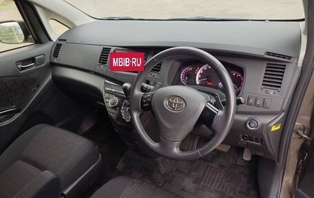 Toyota ISis I, 2013 год, 940 000 рублей, 9 фотография