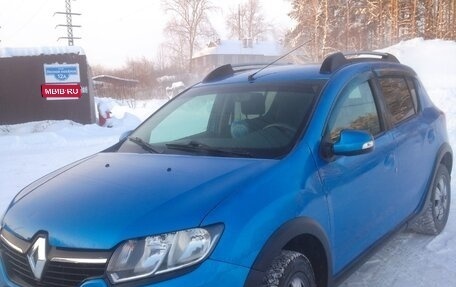 Renault Sandero II рестайлинг, 2015 год, 780 000 рублей, 1 фотография