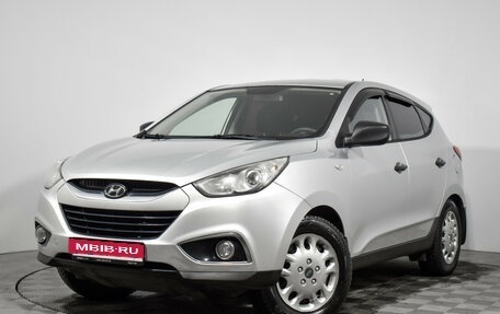 Hyundai ix35 I рестайлинг, 2011 год, 825 000 рублей, 1 фотография