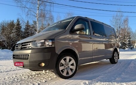 Volkswagen Transporter T5 рестайлинг, 2008 год, 1 600 000 рублей, 1 фотография