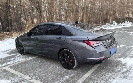 Hyundai Elantra, 2022 год, 1 600 000 рублей, 4 фотография