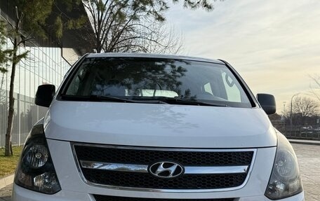 Hyundai Grand Starex Grand Starex I рестайлинг 2, 2008 год, 1 380 000 рублей, 4 фотография