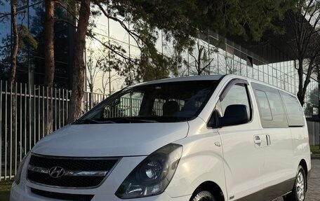 Hyundai Grand Starex Grand Starex I рестайлинг 2, 2008 год, 1 380 000 рублей, 5 фотография