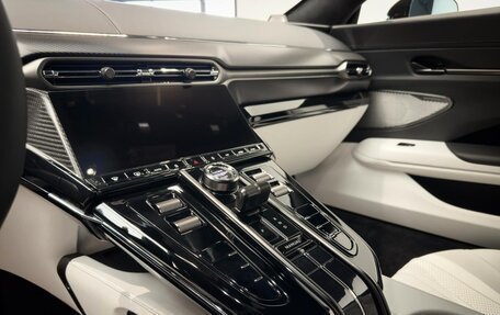 Aston Martin V8 Vantage IV, 2025 год, 26 500 000 рублей, 18 фотография