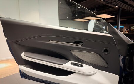 Aston Martin V8 Vantage IV, 2025 год, 26 500 000 рублей, 14 фотография