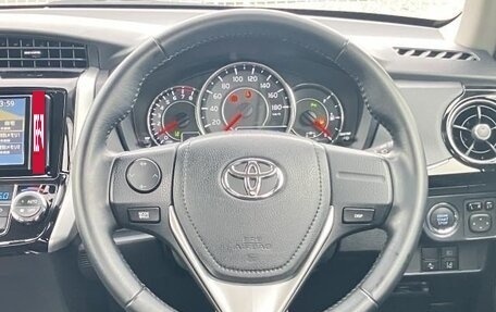 Toyota Corolla, 2018 год, 1 000 000 рублей, 13 фотография