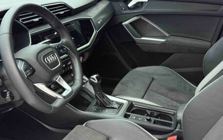 Audi Q3, 2021 год, 2 560 000 рублей, 18 фотография