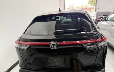 Honda Vezel, 2024 год, 1 980 000 рублей, 8 фотография