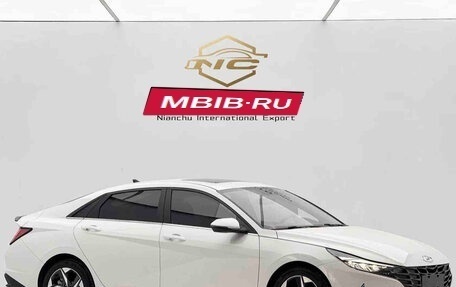 Hyundai Elantra, 2022 год, 1 630 000 рублей, 3 фотография