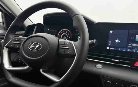 Hyundai Elantra, 2022 год, 1 630 000 рублей, 15 фотография