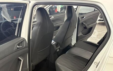 Volkswagen T-Cross I, 2022 год, 1 400 000 рублей, 7 фотография