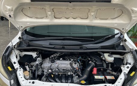 Toyota Voxy II, 2008 год, 800 000 рублей, 5 фотография