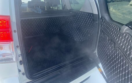 Toyota Land Cruiser Prado 150 рестайлинг 2, 2012 год, 3 500 000 рублей, 6 фотография