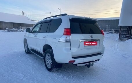 Toyota Land Cruiser Prado 150 рестайлинг 2, 2012 год, 3 500 000 рублей, 11 фотография