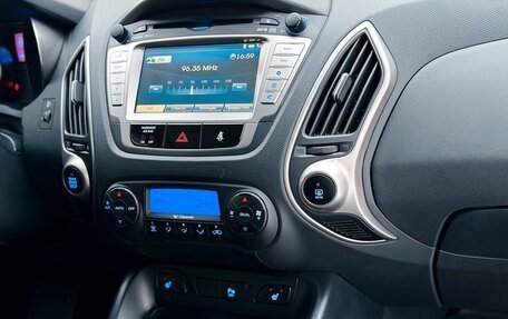 Hyundai ix35 I рестайлинг, 2010 год, 1 170 000 рублей, 21 фотография