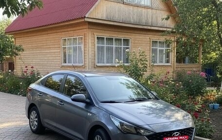 Hyundai Solaris II рестайлинг, 2020 год, 1 450 000 рублей, 3 фотография
