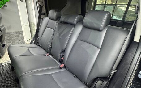 Toyota Land Cruiser Prado 150 рестайлинг 2, 2014 год, 3 900 000 рублей, 8 фотография