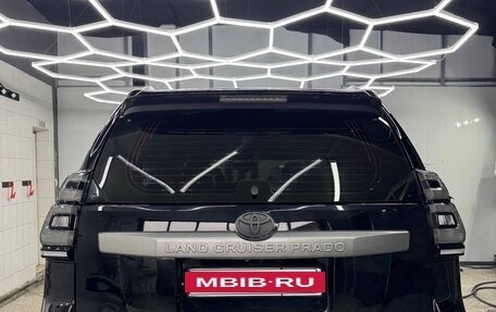 Toyota Land Cruiser Prado 150 рестайлинг 2, 2014 год, 3 900 000 рублей, 4 фотография