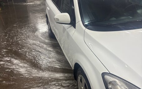 KIA cee'd I рестайлинг, 2011 год, 410 000 рублей, 2 фотография