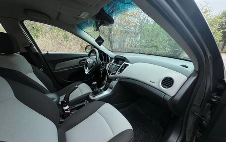 Chevrolet Cruze II, 2011 год, 720 000 рублей, 10 фотография