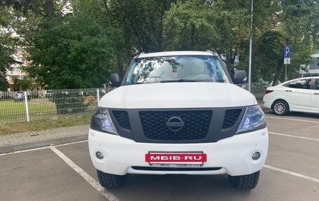 Nissan Patrol, 2011 год, 2 500 000 рублей, 2 фотография