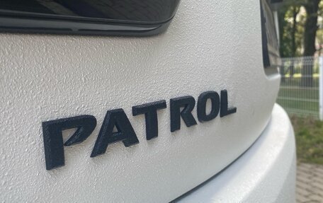 Nissan Patrol, 2011 год, 2 500 000 рублей, 8 фотография