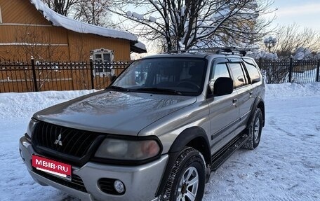 Mitsubishi Montero Sport, 2000 год, 800 000 рублей, 4 фотография