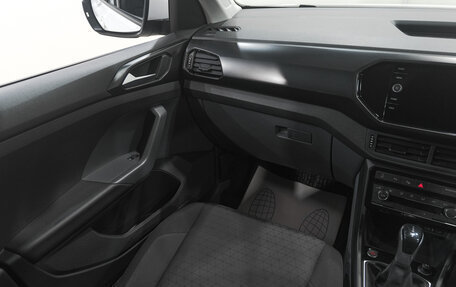 Volkswagen T-Cross I, 2020 год, 1 649 000 рублей, 17 фотография